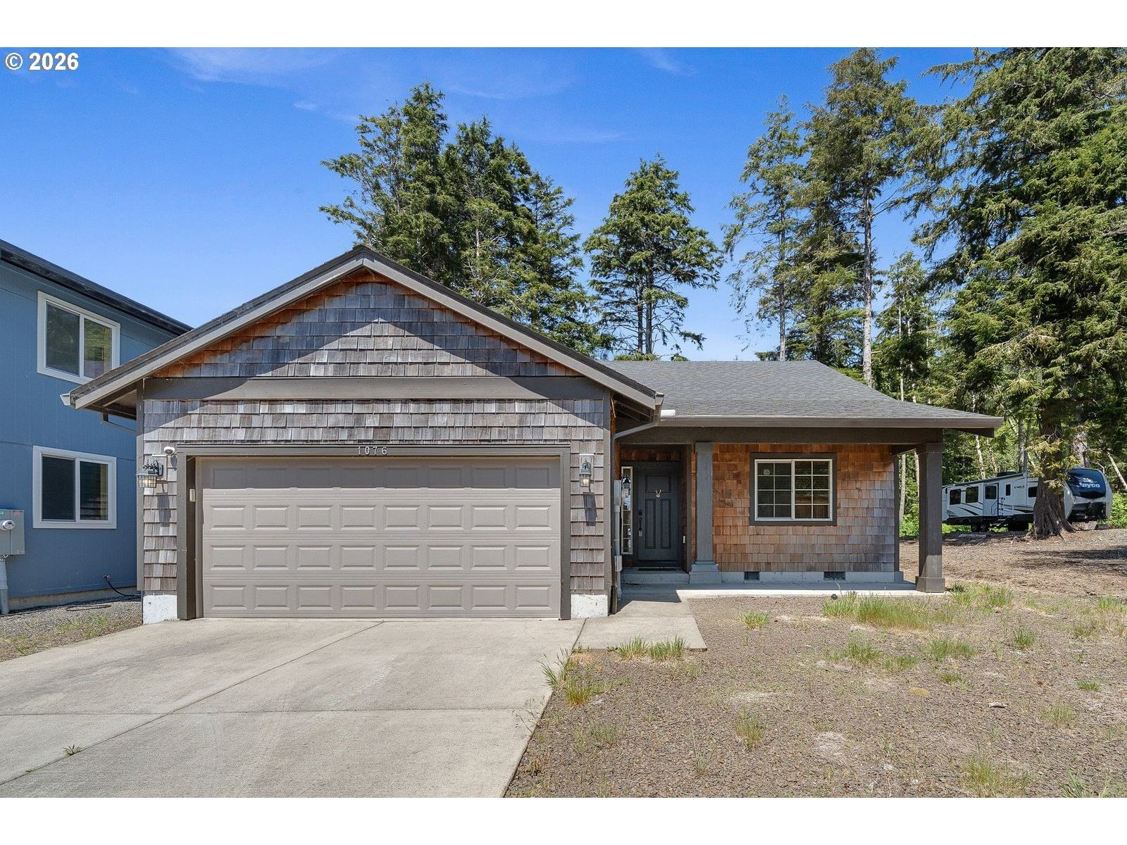 Listing photo 1 of 6