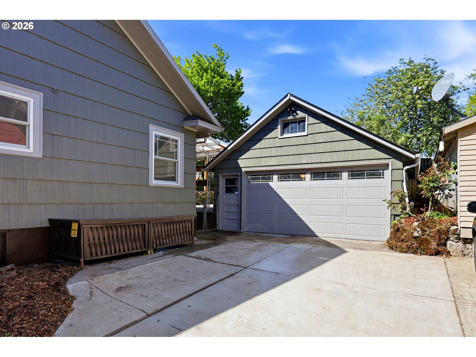 Listing photo 4 of 47, 3737 SE 11TH AVE, Portland, OR, 97202