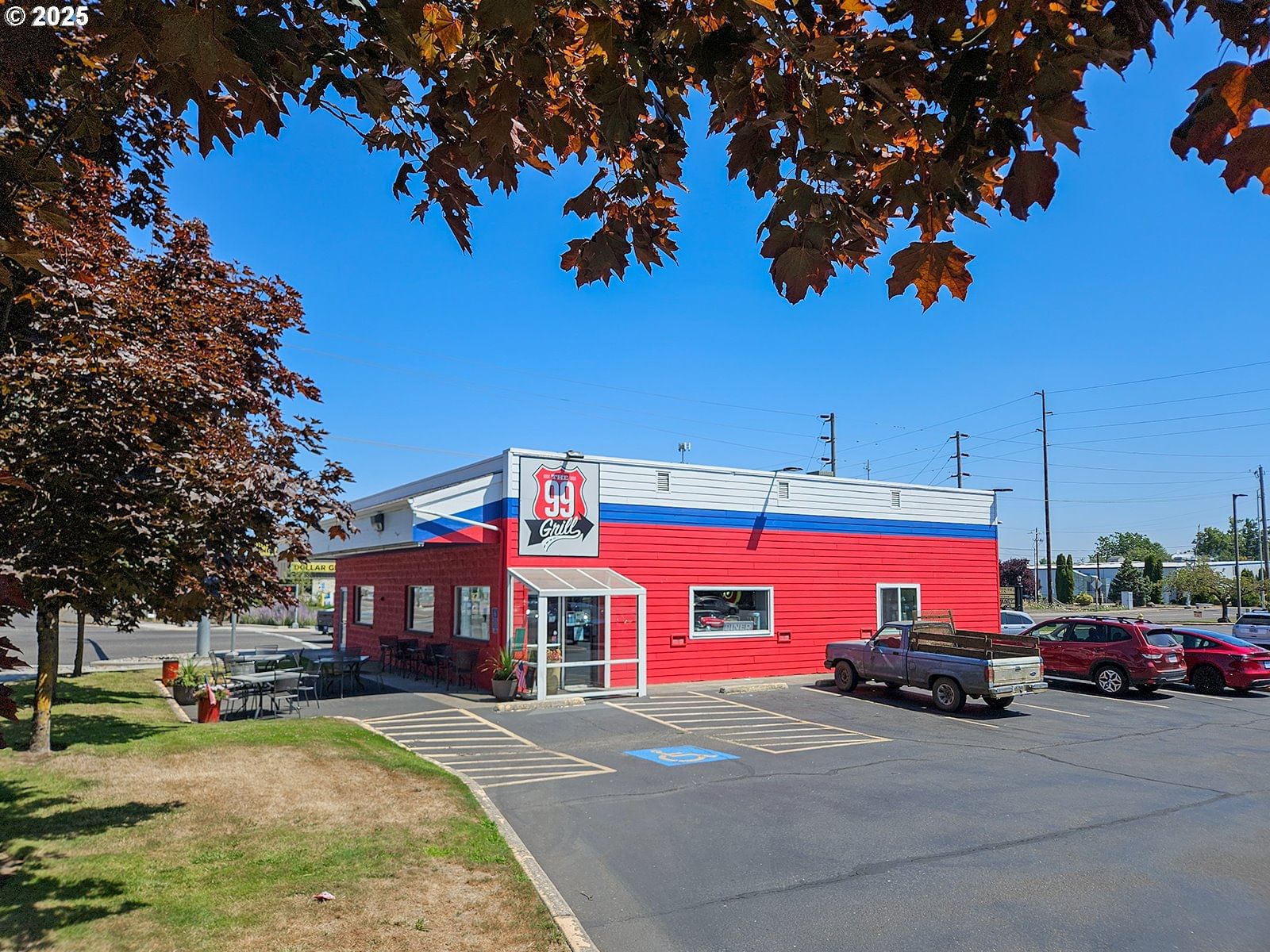 Primary listing photo, 290 N 3RD ST, Harrisburg, OR, 97446