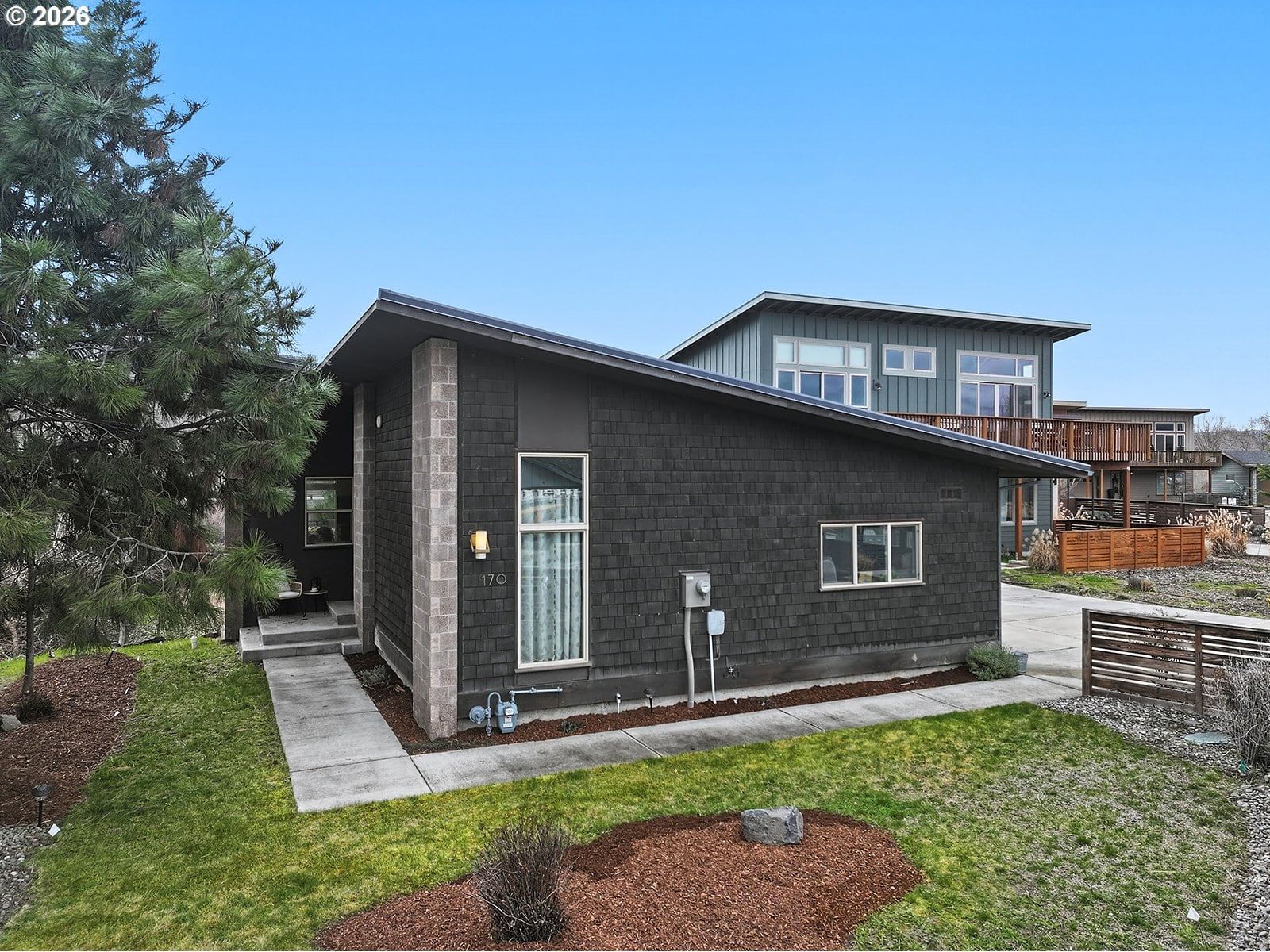 Primary listing photo, 170 BLUE HERON CT, The Dalles, OR, 97058