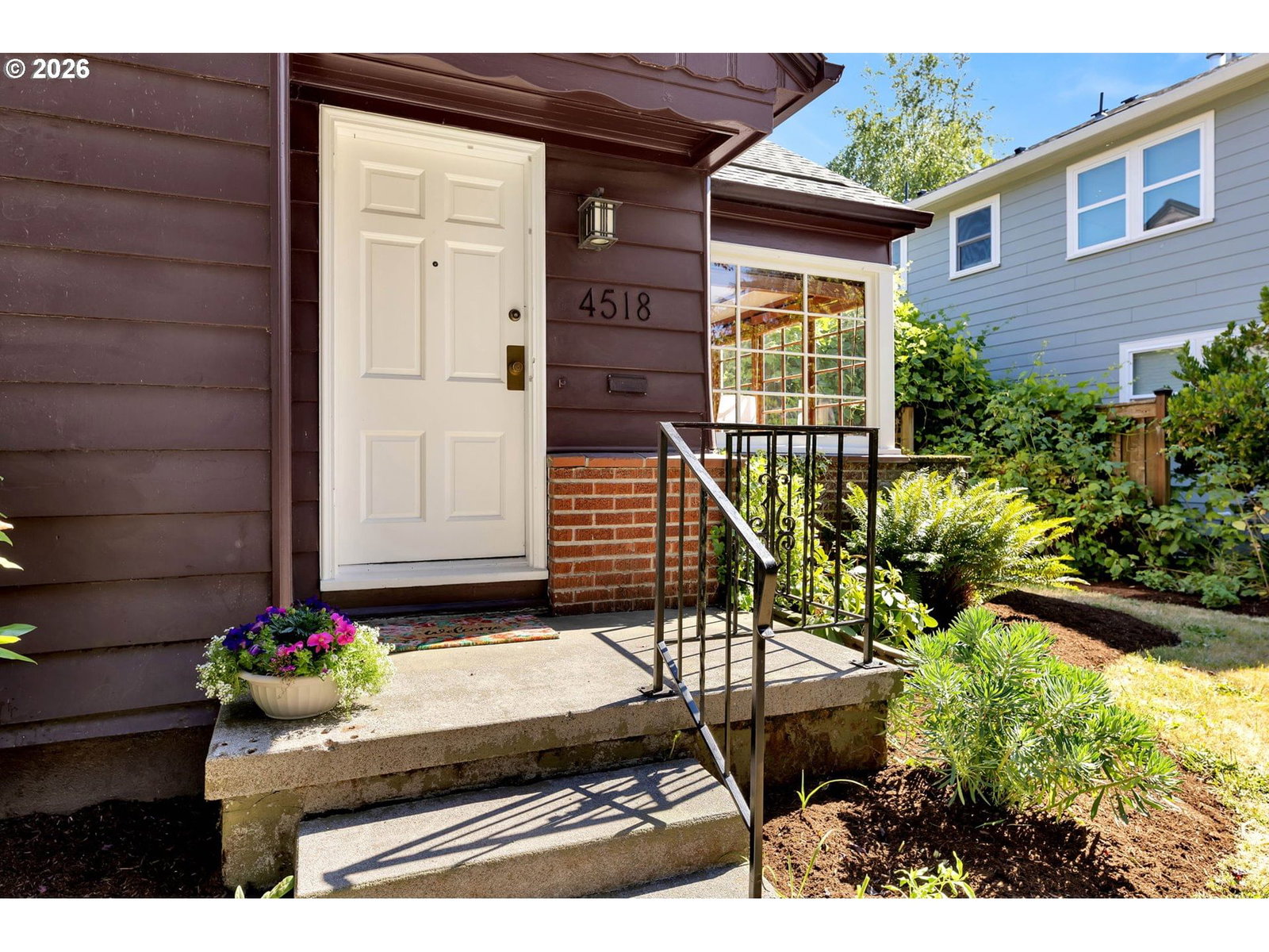 Listing photo 4 of 48, 4518 NE IRVING ST, Portland, OR, 97213