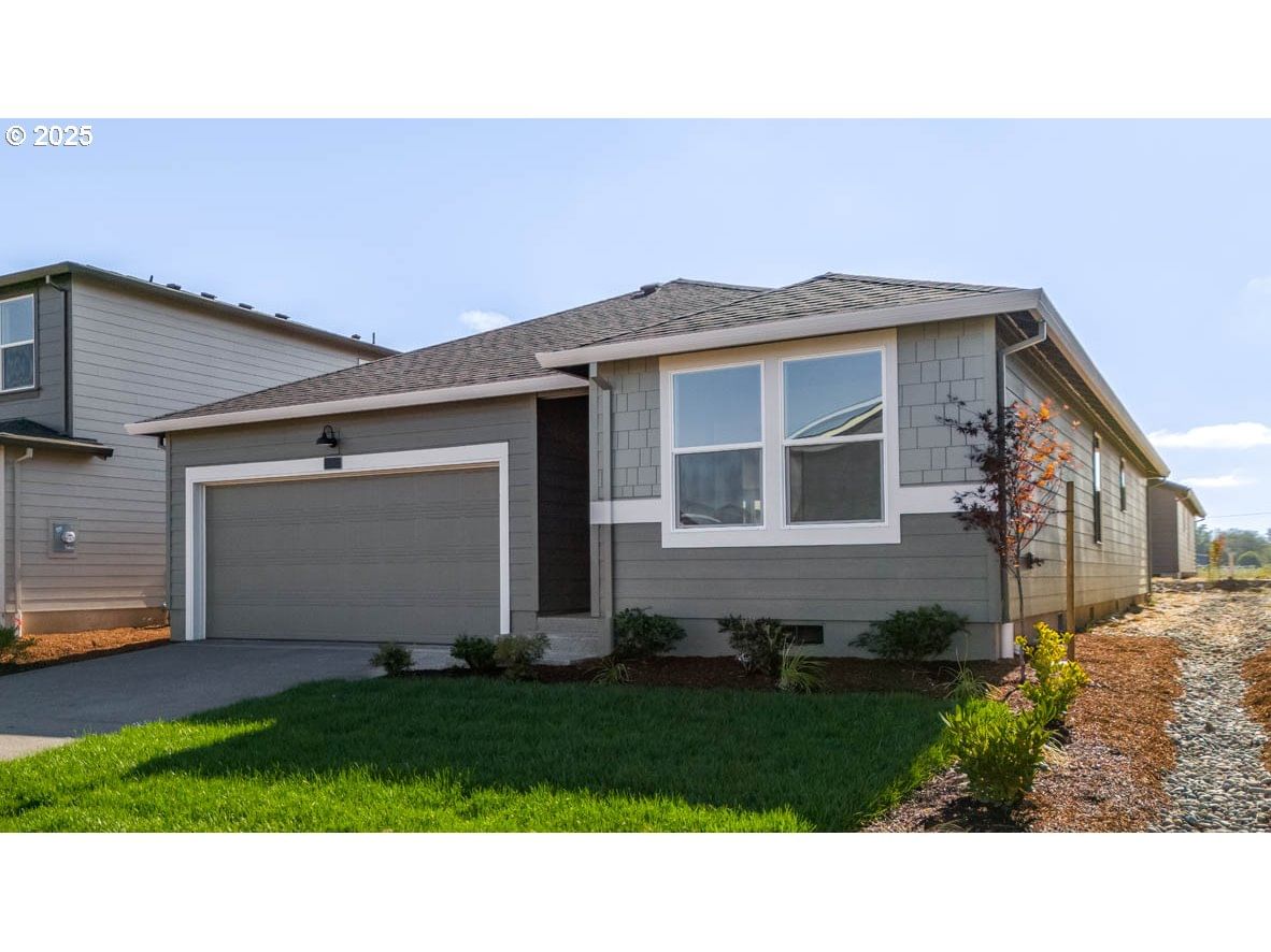 Primary listing photo, 348 Greencrest ST NE, Salem, OR, 97301