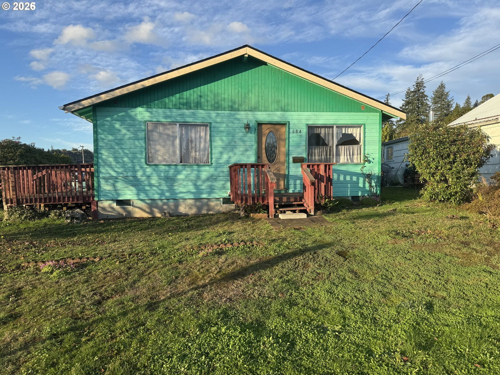 Primary listing photo, 684 E 10th ST, Coquille, OR, 97423