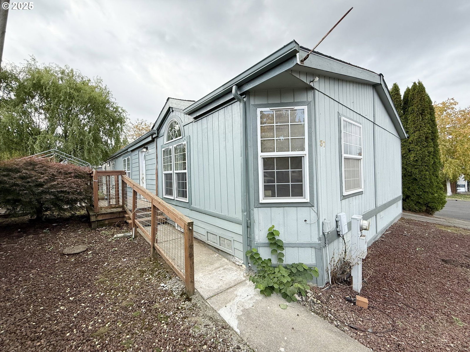 Listing photo 1 of 1