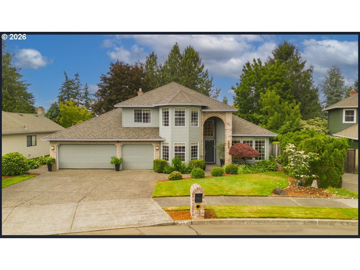 16323 NE Eugene CT