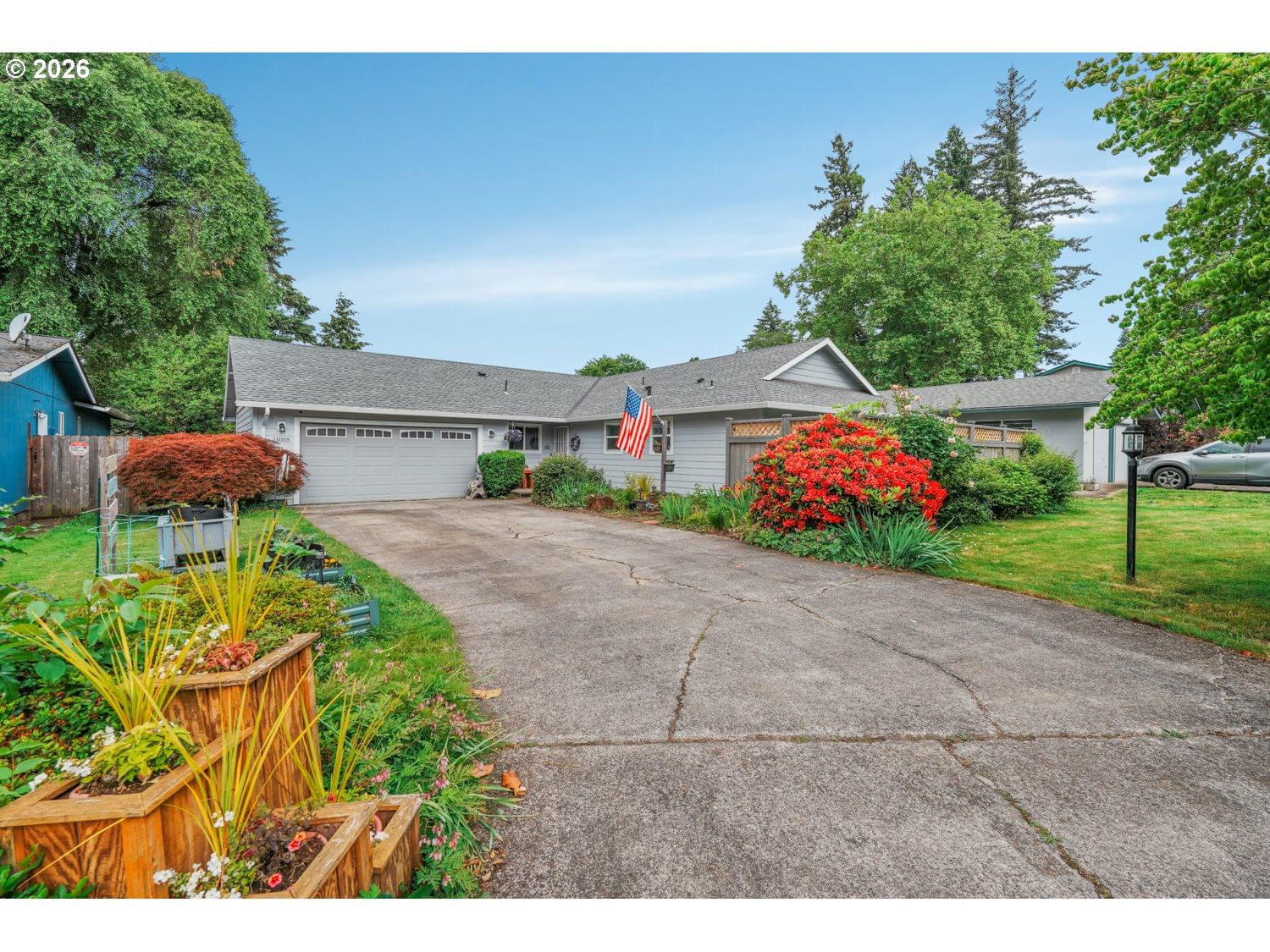 Listing photo 1 of 6
