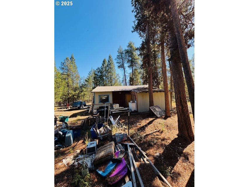 Primary listing photo, 52205 LECHNER LN, La Pine, OR, 97739