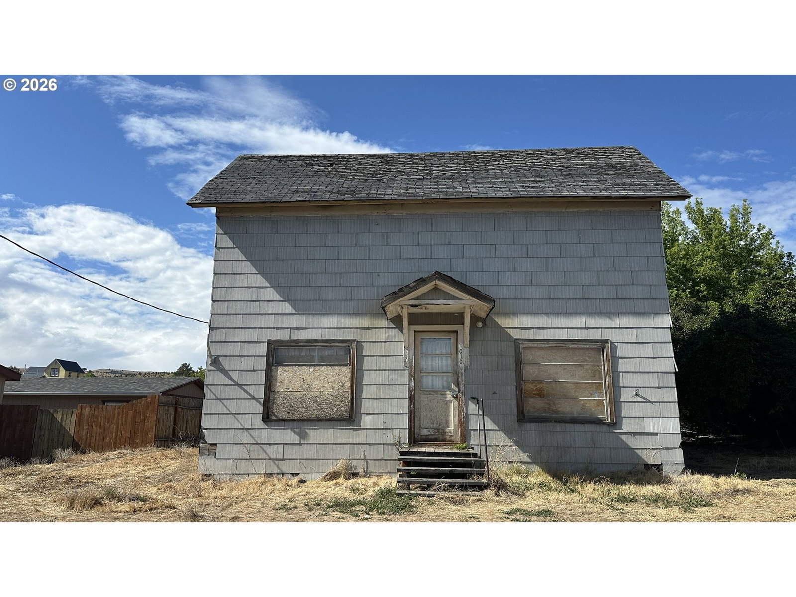 Listing photo 1 of 6