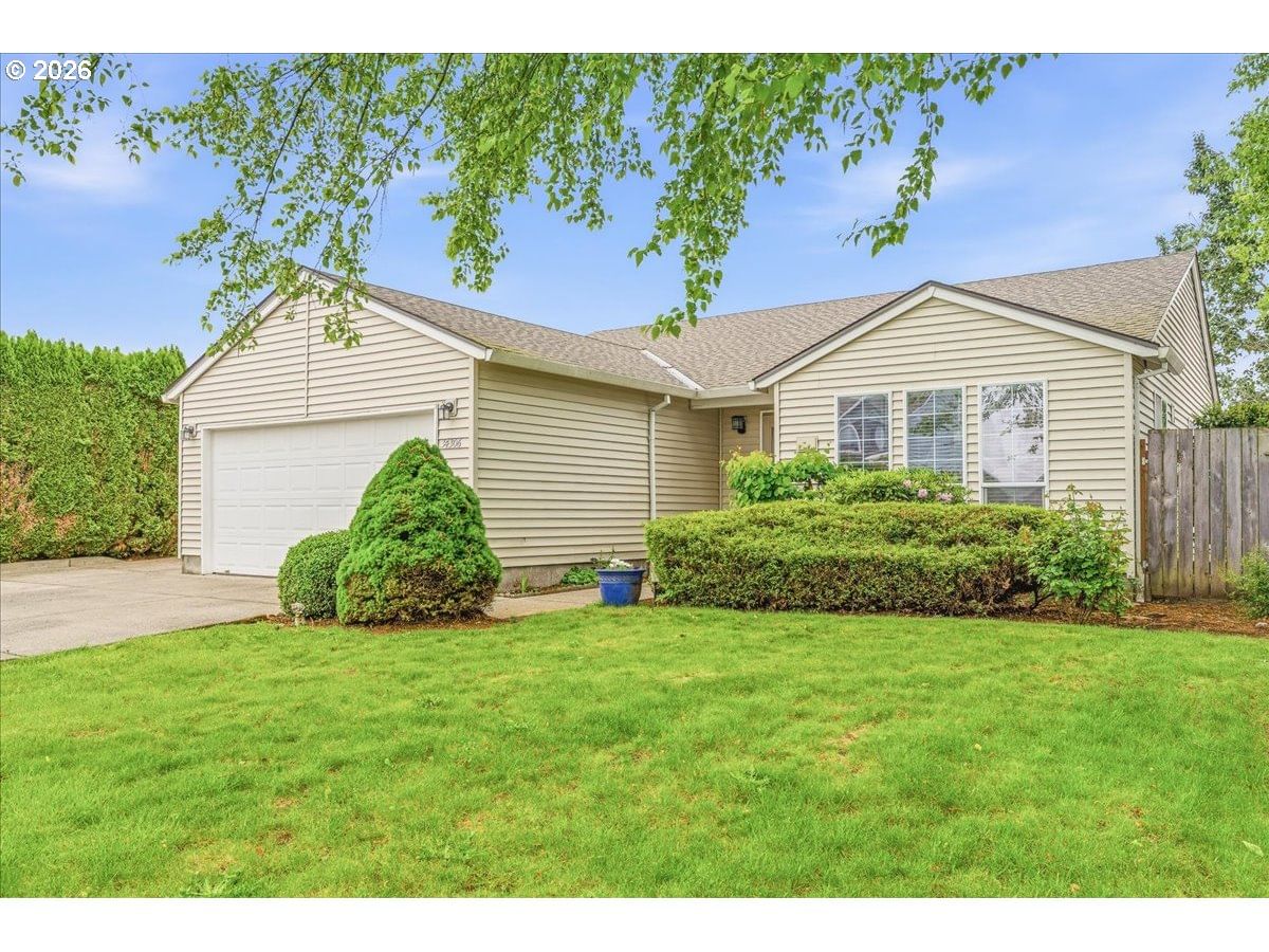 Primary listing photo, 34306 HERON MEADOWS DR, Scappoose, OR, 97056