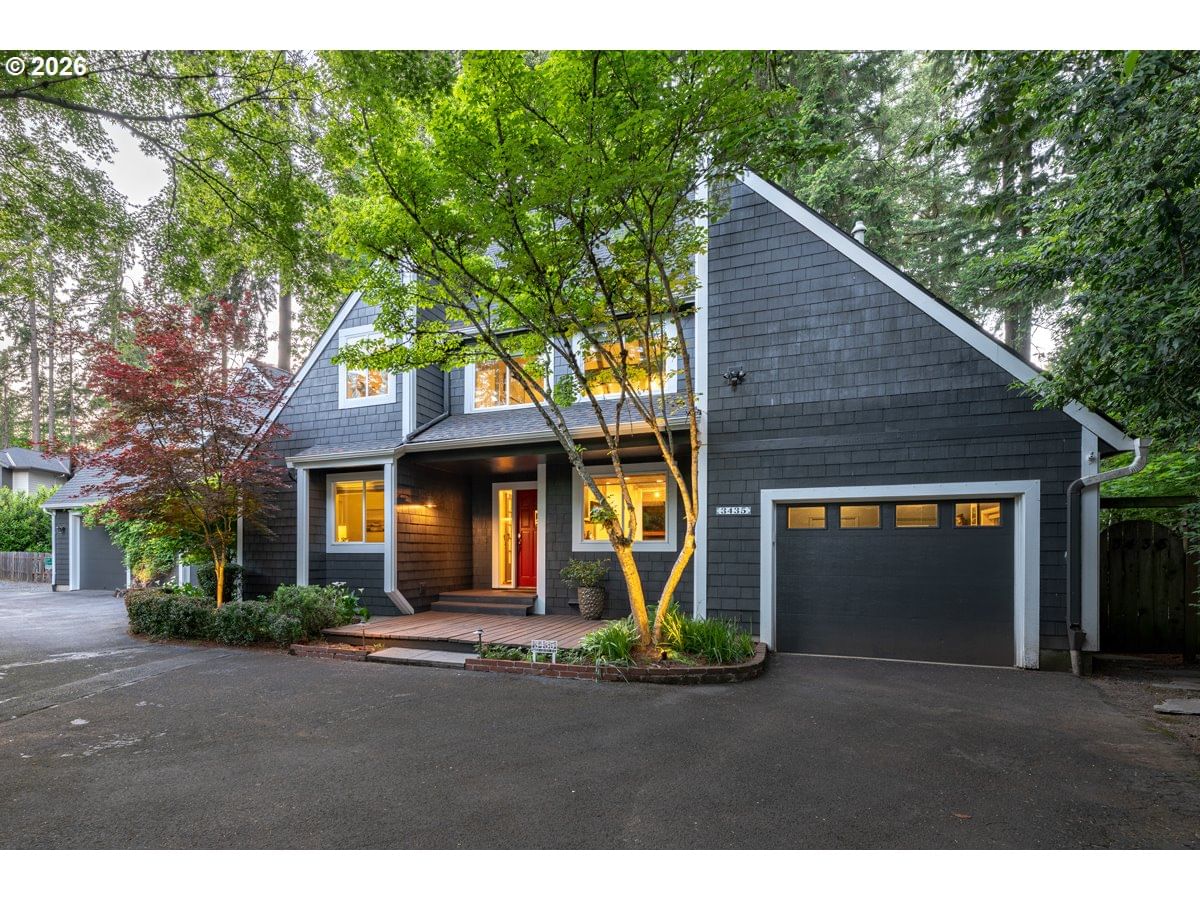3435 LAKE GROVE AVE