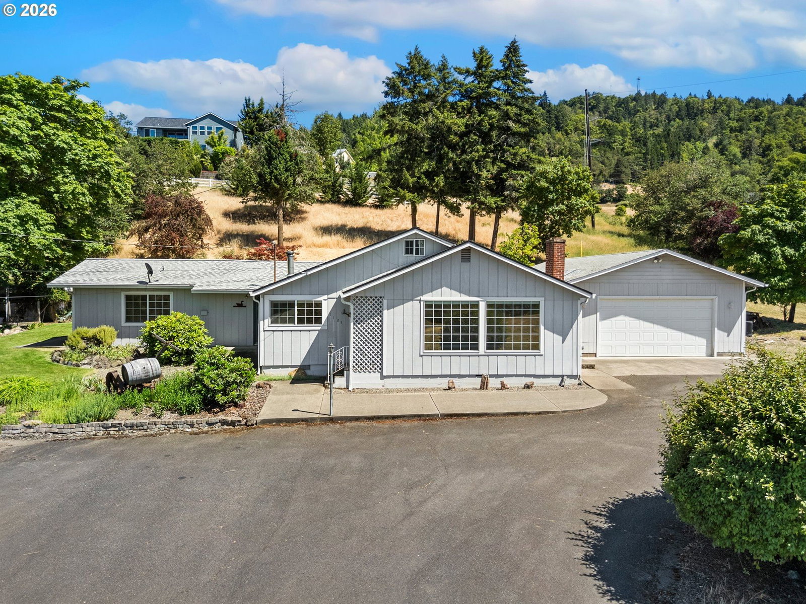 Primary listing photo, 1183 W LOOKINGGLASS RD, Roseburg, OR, 97471