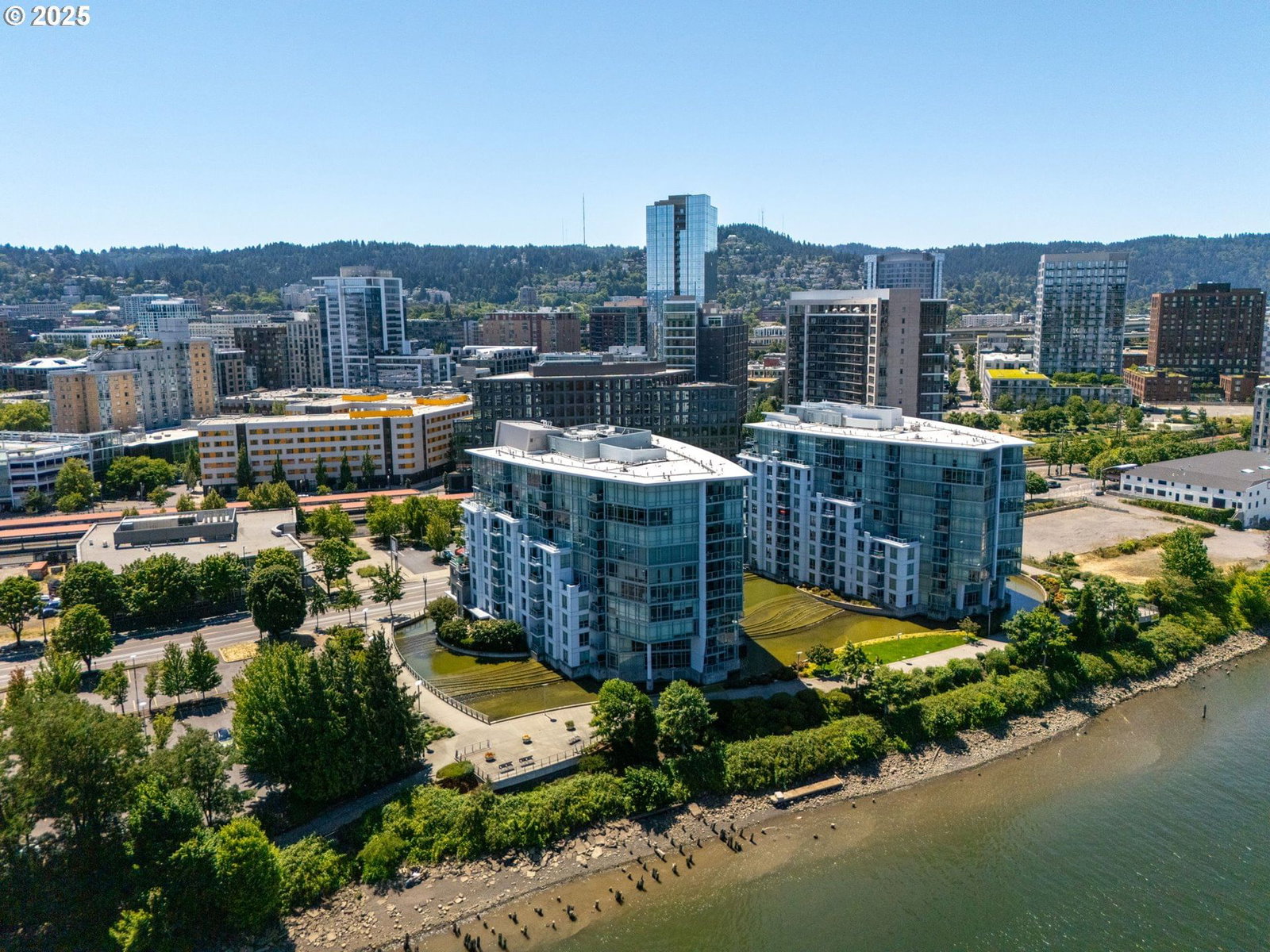 Primary listing photo, 1260 NW NAITO PKWY #808, Portland, OR, 97209