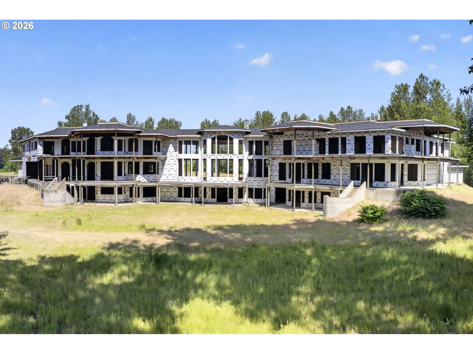 Listing photo 1 of 6