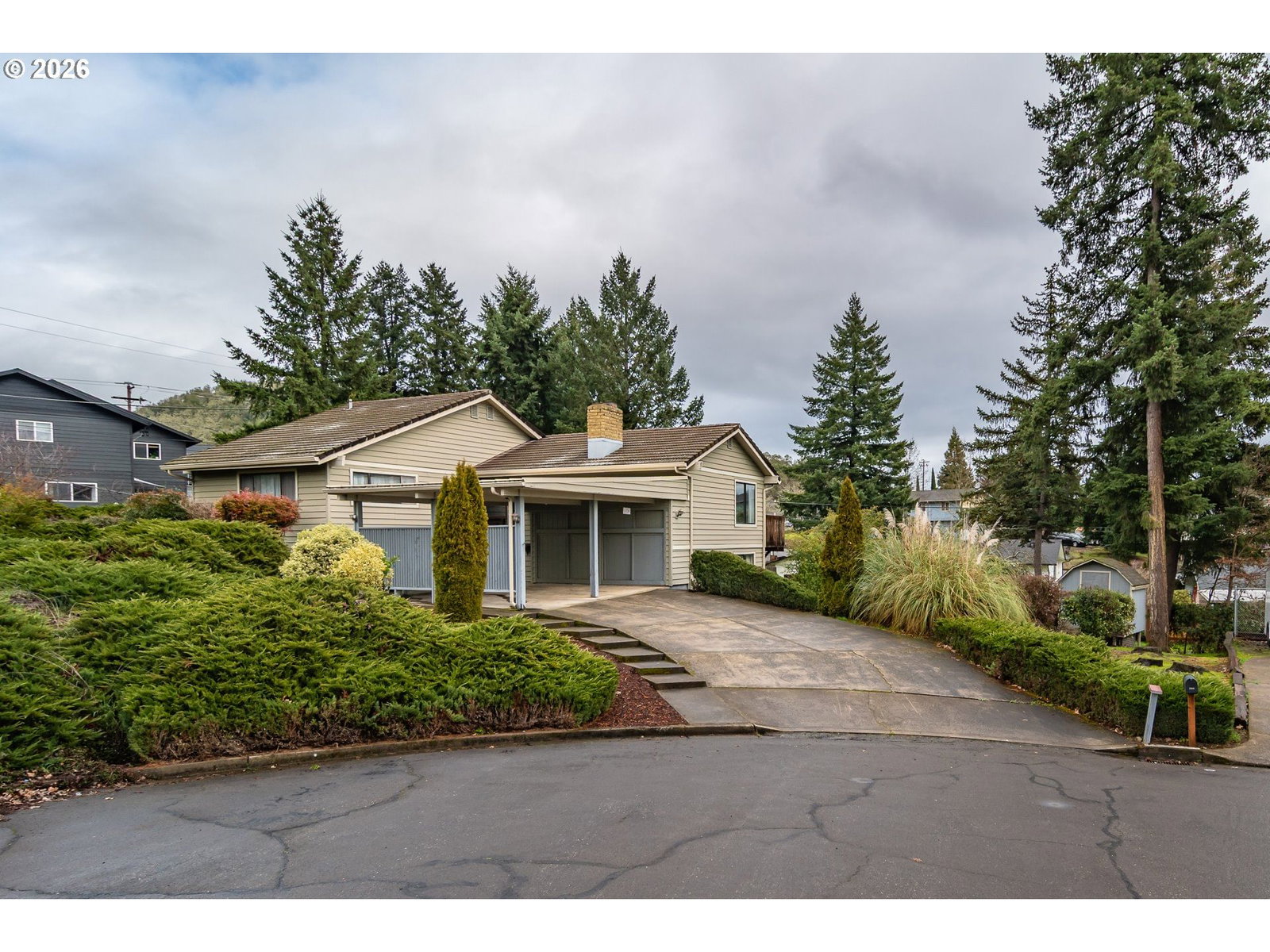 Primary listing photo, 1834 NW FINCH CT, Roseburg, OR, 97471