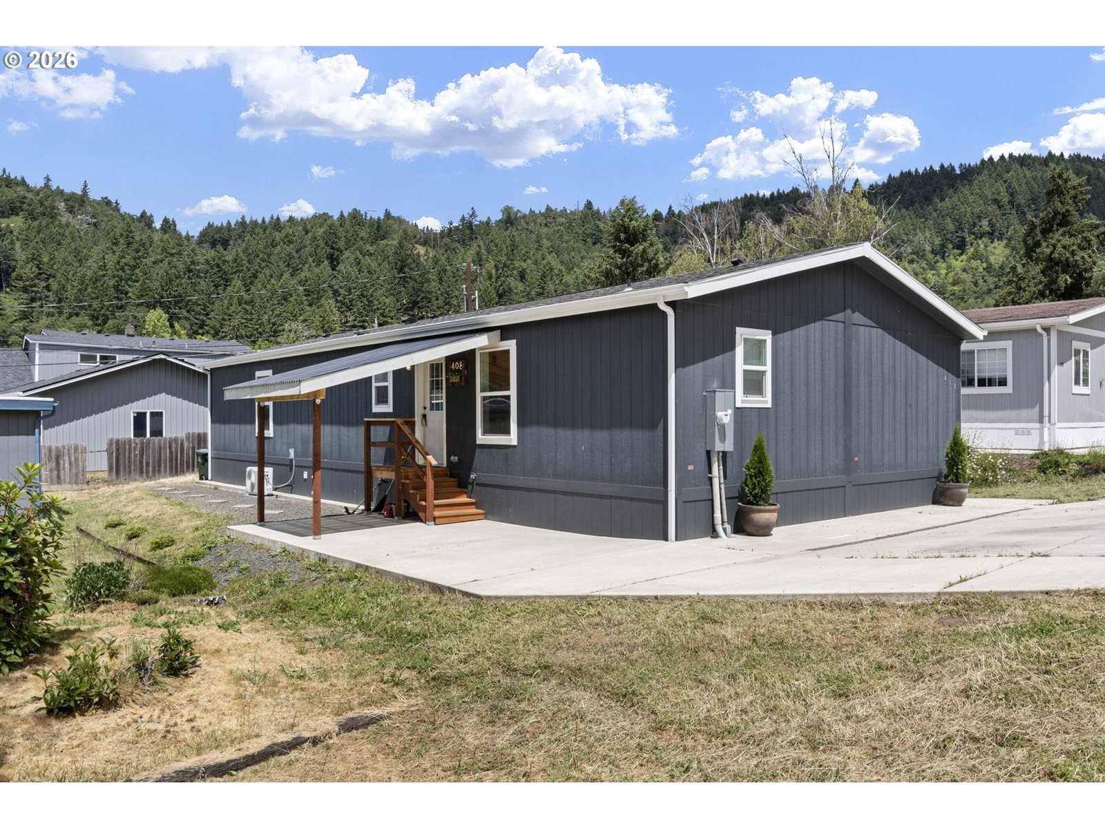 Primary listing photo, 408 WHIPPLE AVE, Drain, OR, 97435