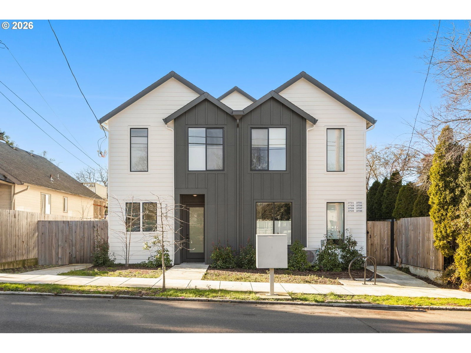 Primary listing photo, 2725 SE 50TH AVE, Portland, OR, 97206