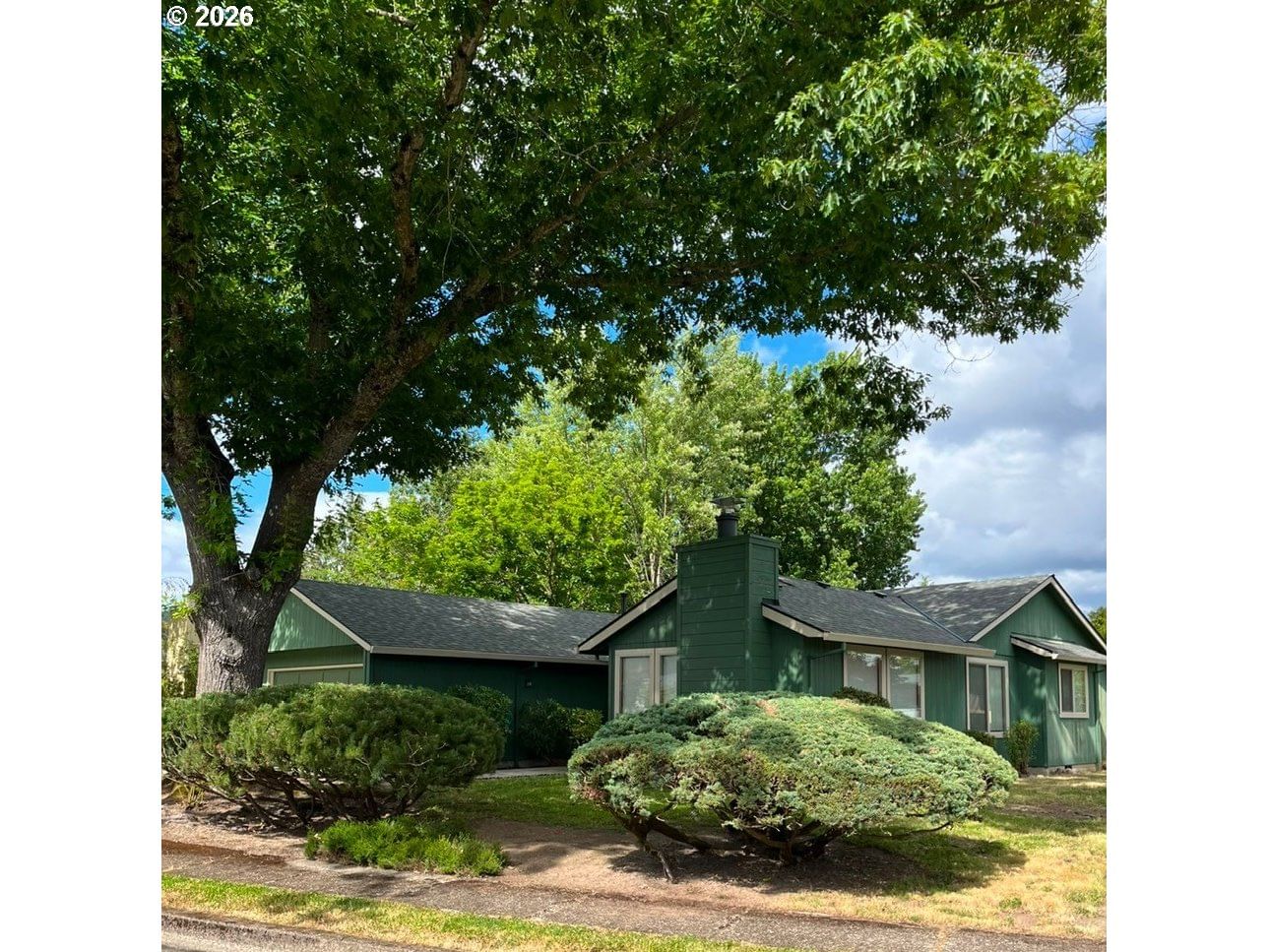 Listing photo 1 of 1