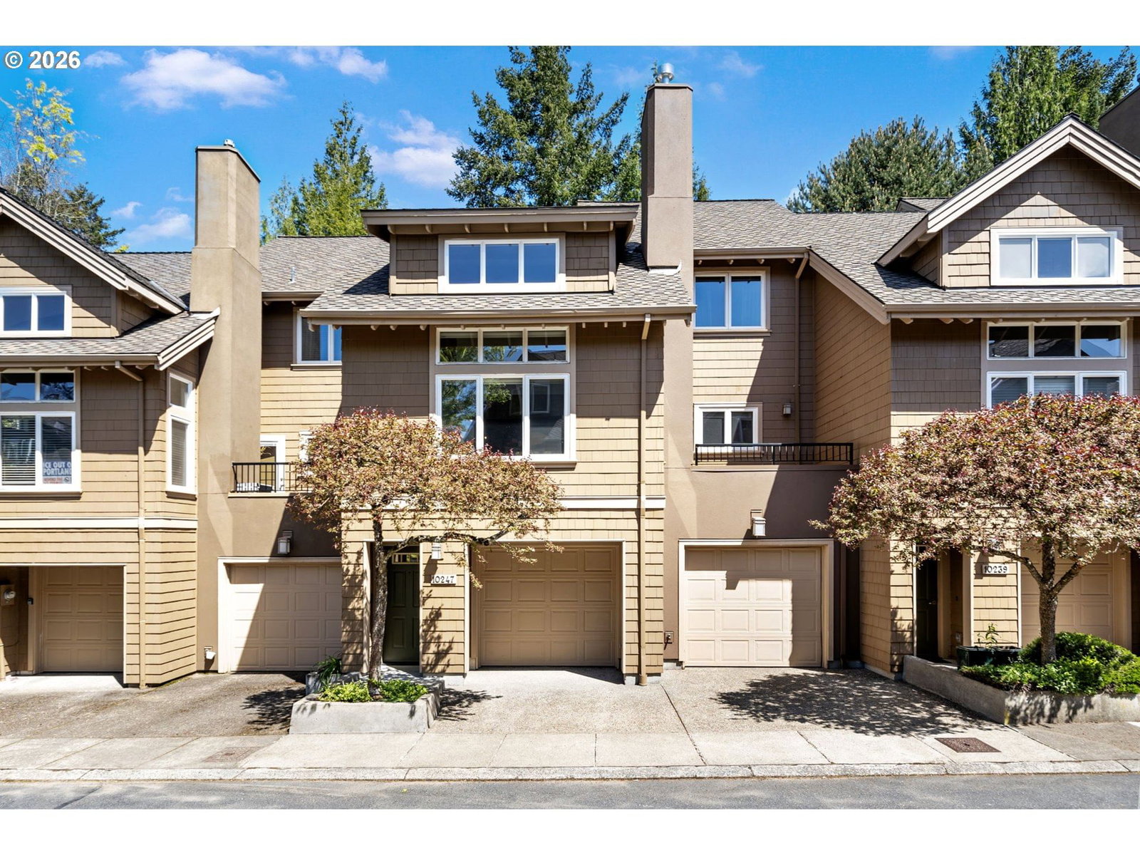 10247 NW VILLAGE HEIGHTS DR