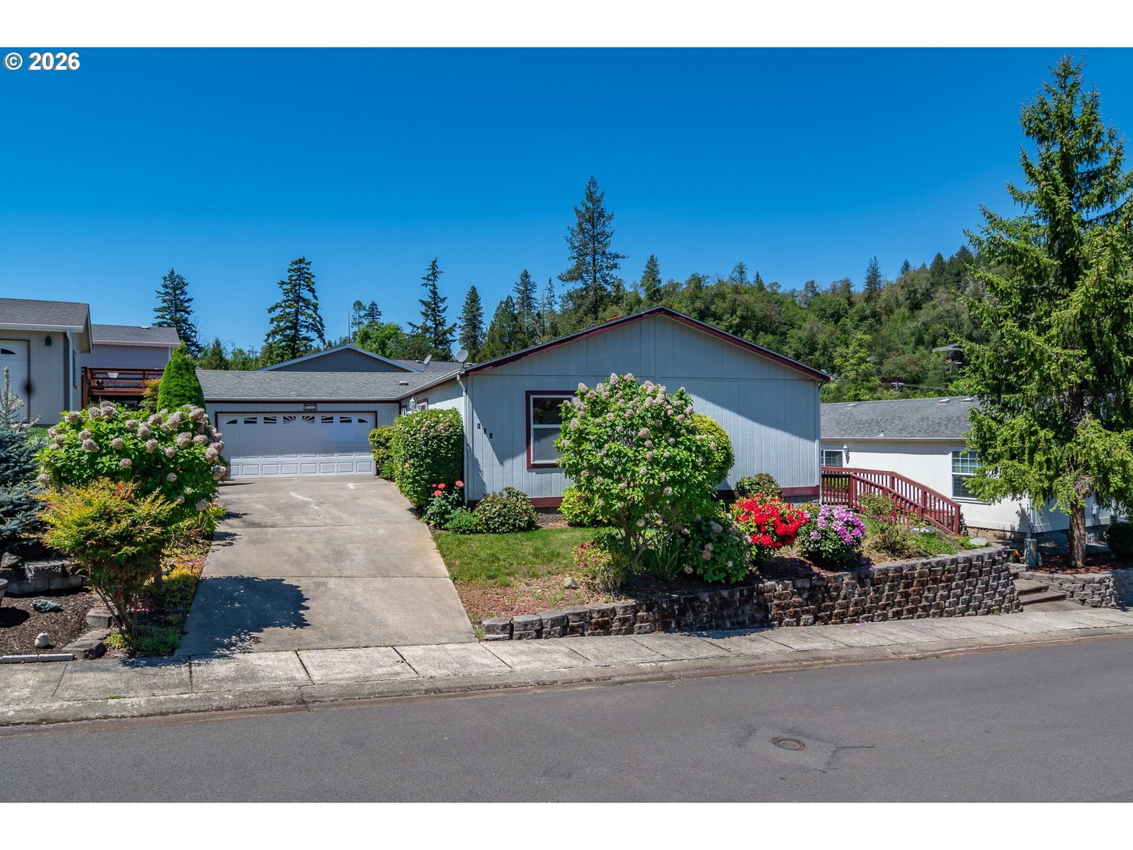 Primary listing photo, 133 BRENDA PL, Canyonville, OR, 97417