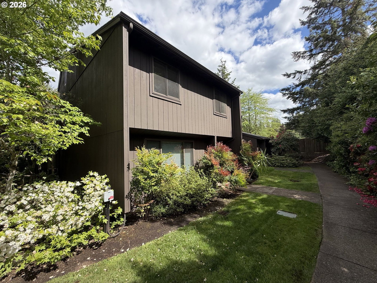 Primary listing photo, 160 WESTBROOK WAY, Eugene, OR, 97405