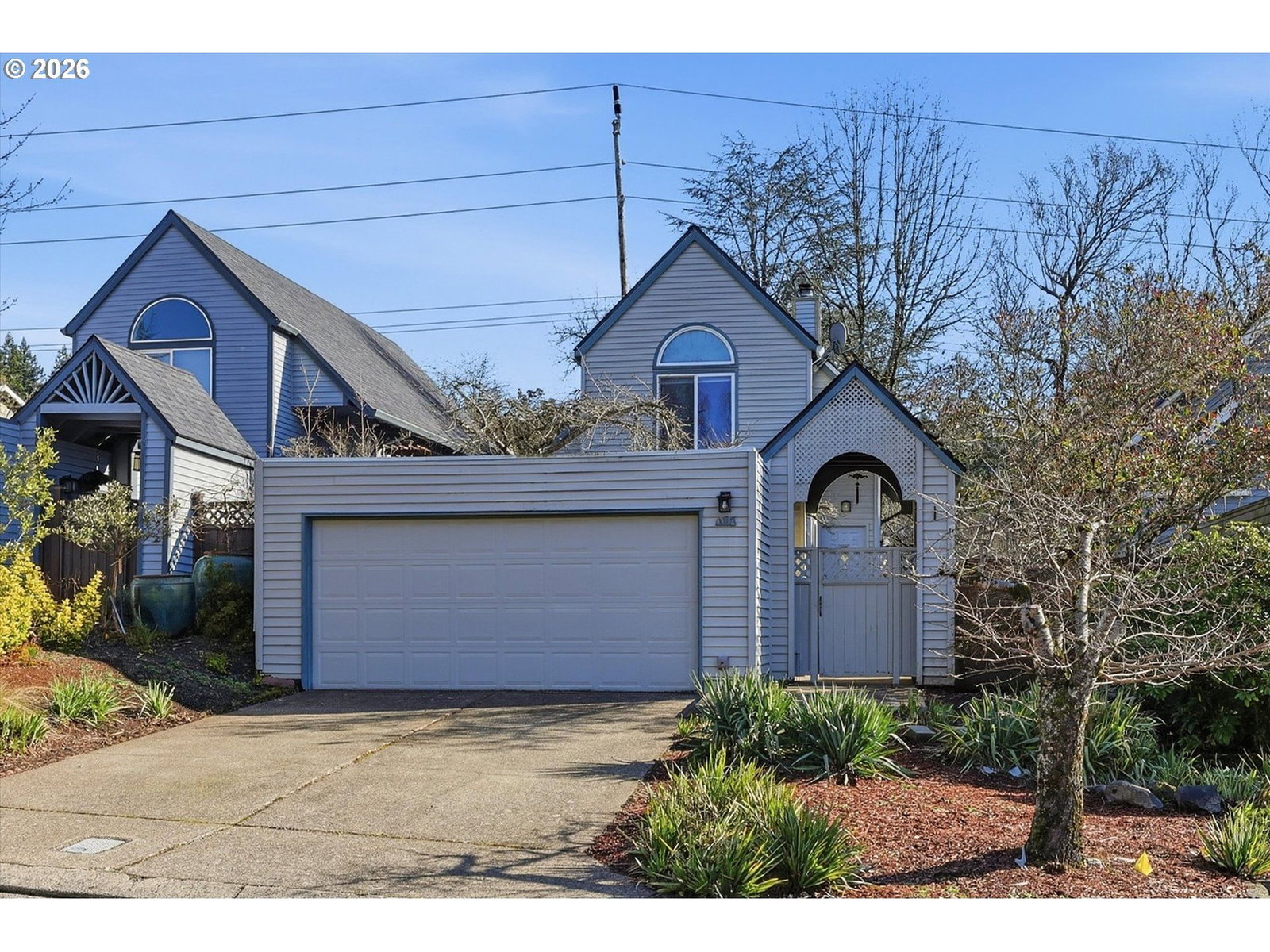 Primary listing photo, 111 KINGSGATE RD, Lake Oswego, OR, 97035