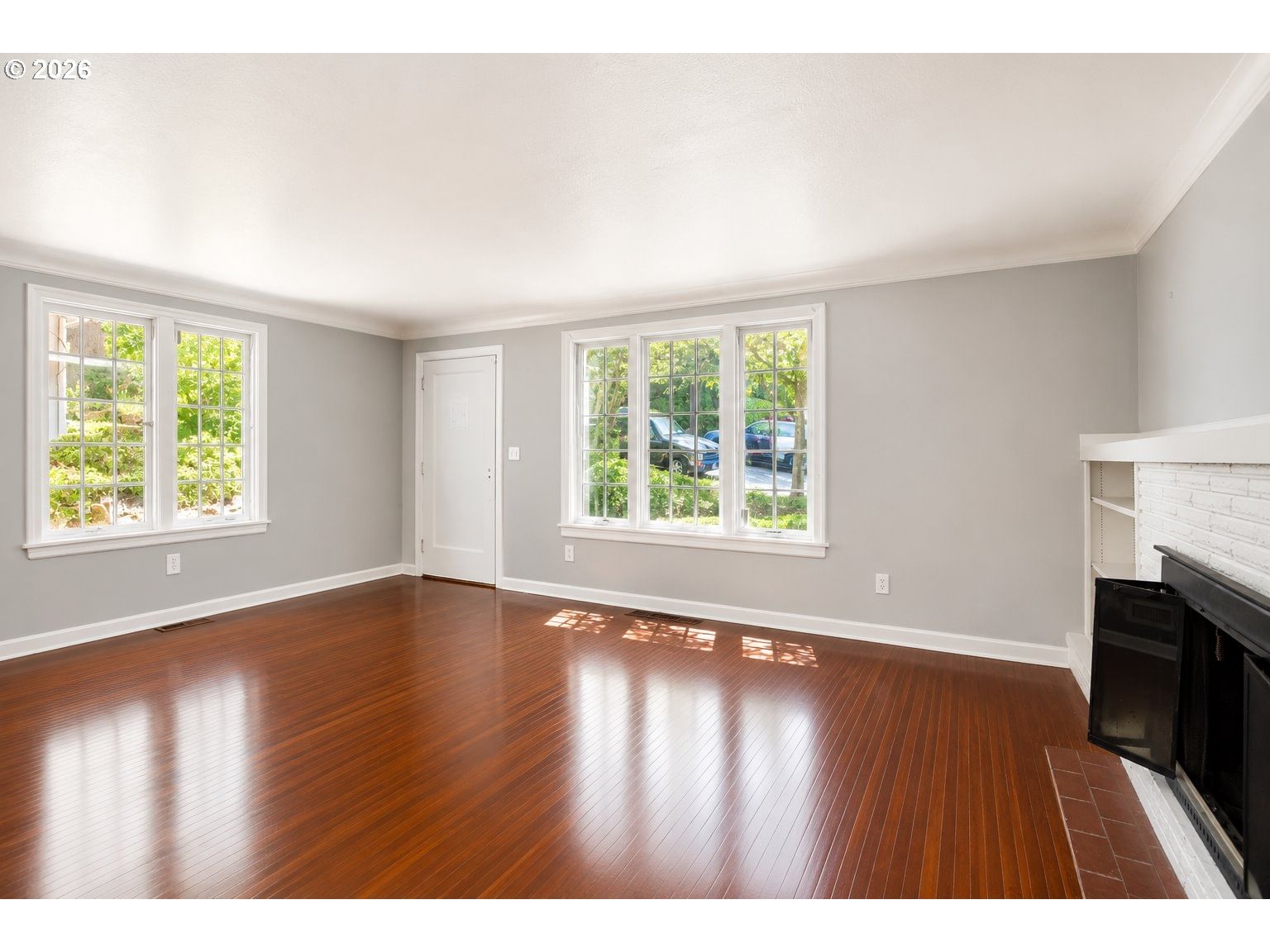 Listing photo 4 of 26, 1329 SW HUME ST, Portland, OR, 97219
