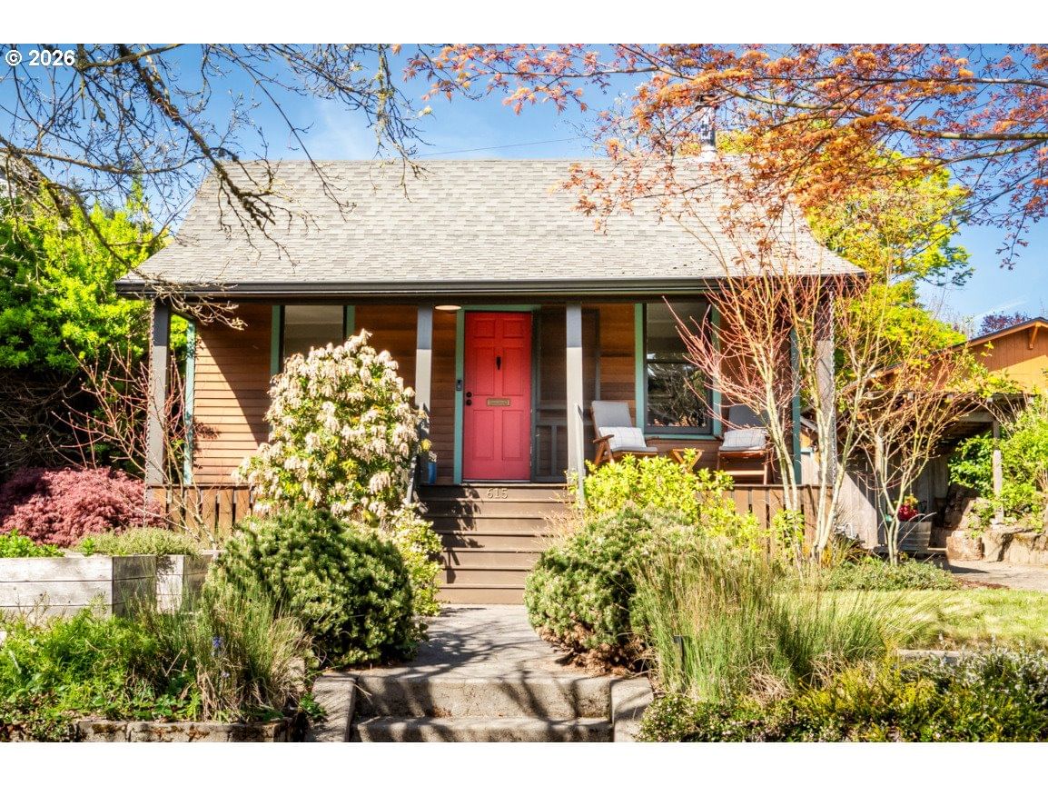 Primary listing photo, 615 SE SPOKANE ST, Portland, OR, 97202