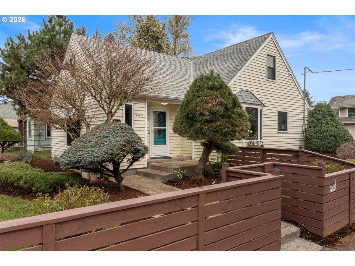 Primary listing photo, 7407 N POLK AVE N, Portland, OR, 97203