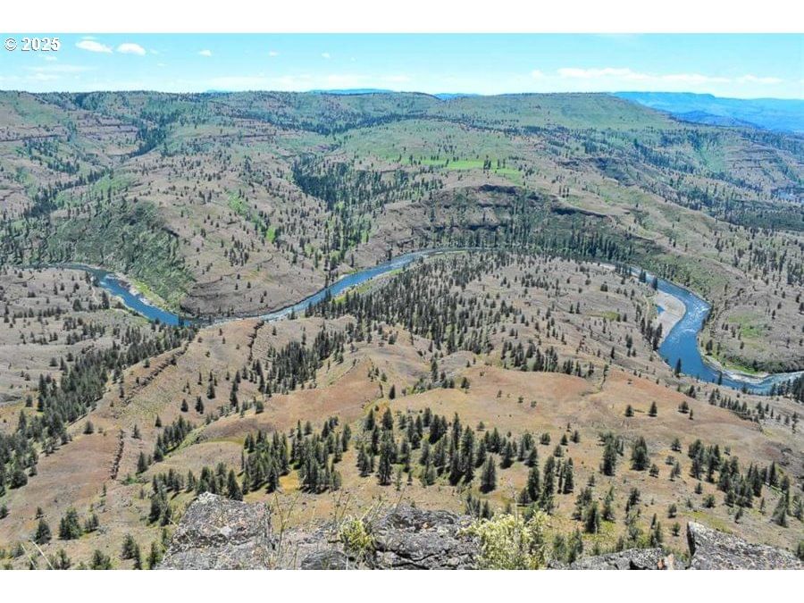 Primary listing photo, 45469 WALL CREEK RD, Monument, OR, 97864