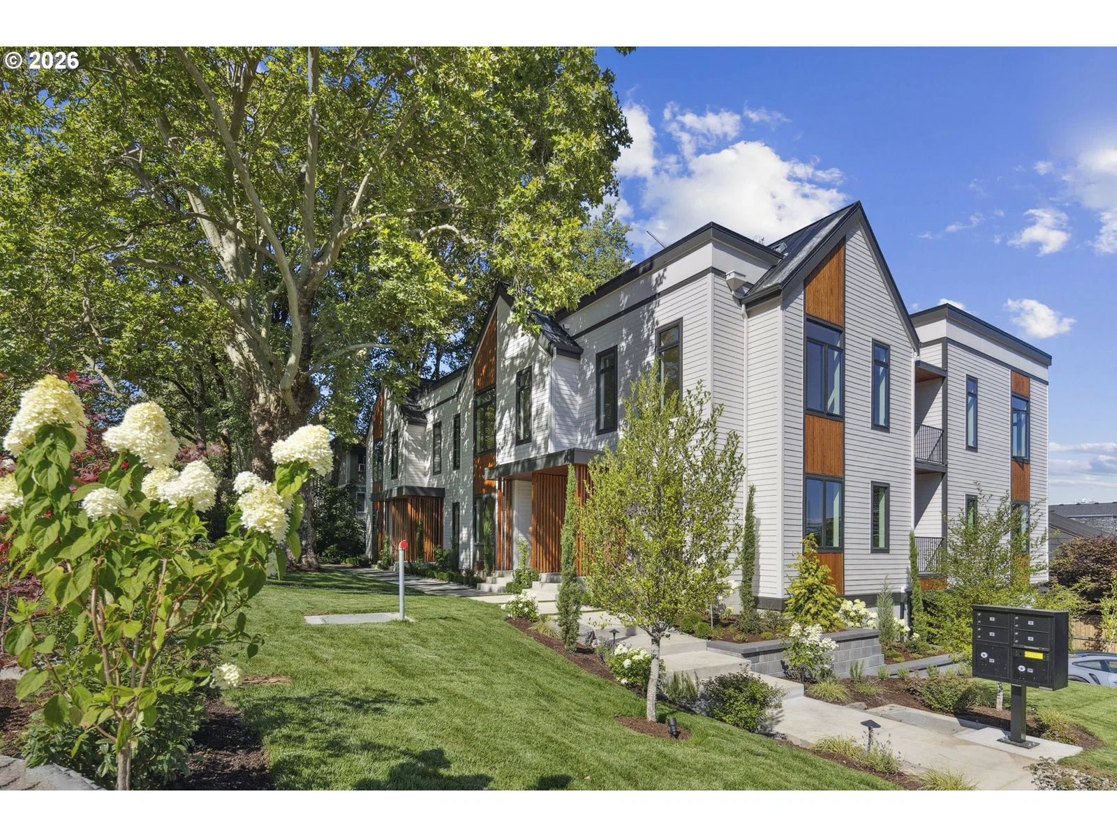 701 1st ST