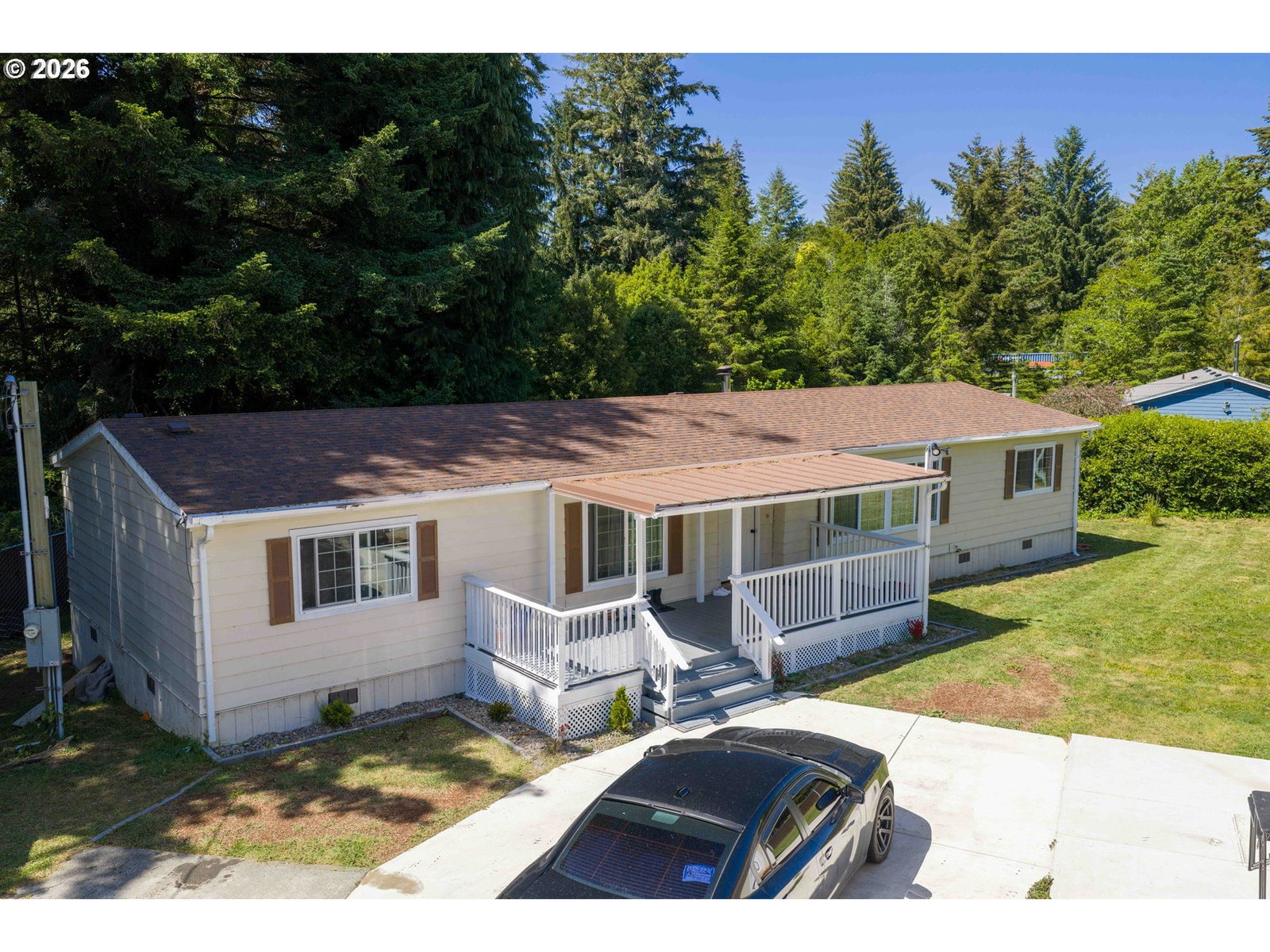 Listing photo 1 of 6