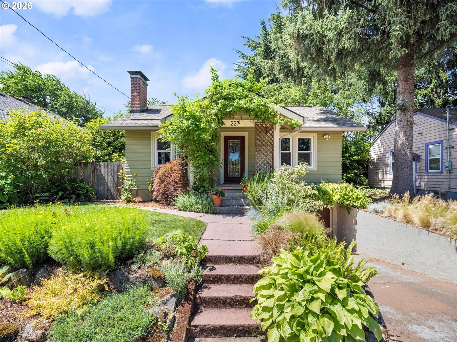 227 SE 84TH AVE