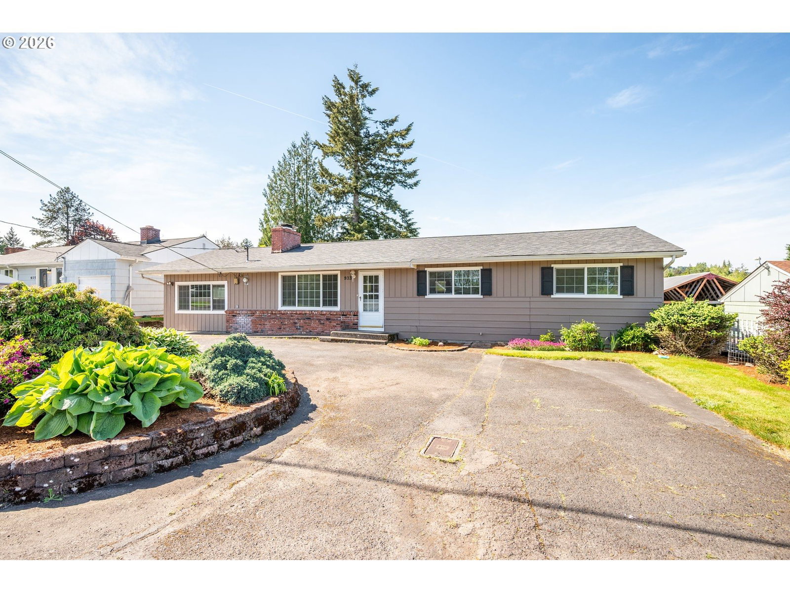Primary listing photo, 933 S NEVADA DR, Longview, WA, 98632