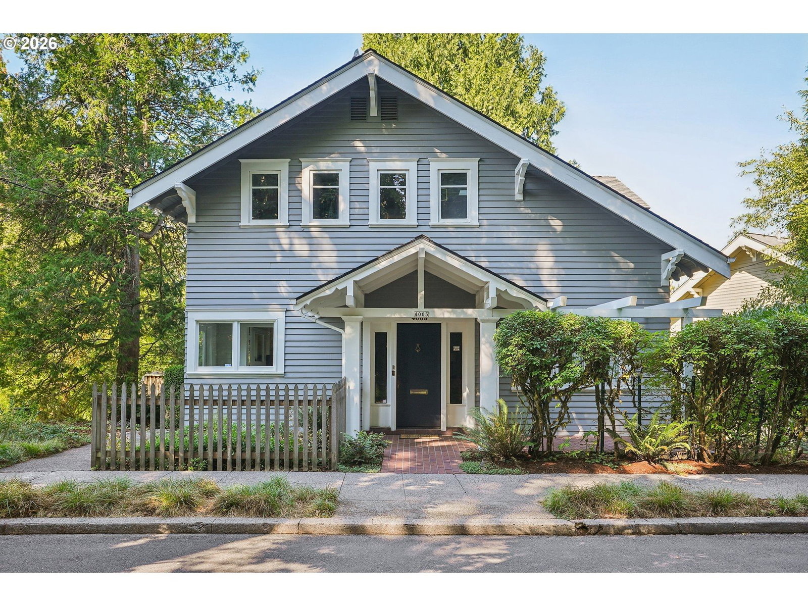 Primary listing photo, 4003 SW HILLSDALE AVE, Portland, OR, 97239