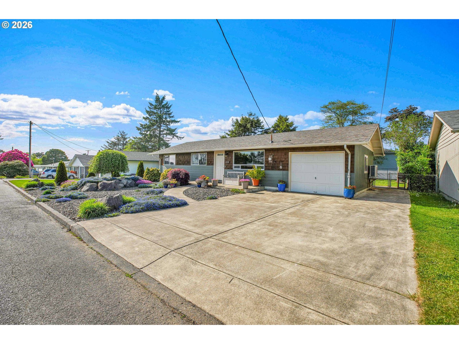 Primary listing photo, 338 NE San-Bay-O CIR, Newport, OR, 97365
