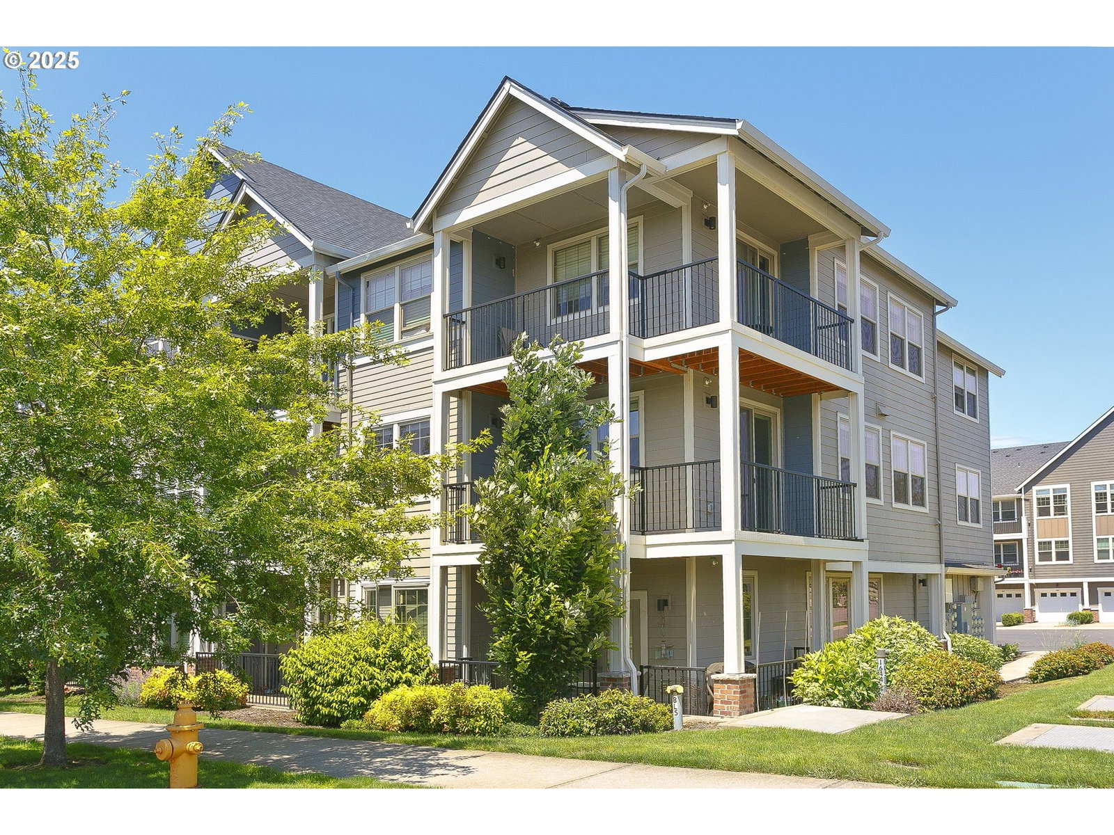Primary listing photo, 16449 CHADWICK WAY #201, Portland, OR, 97229
