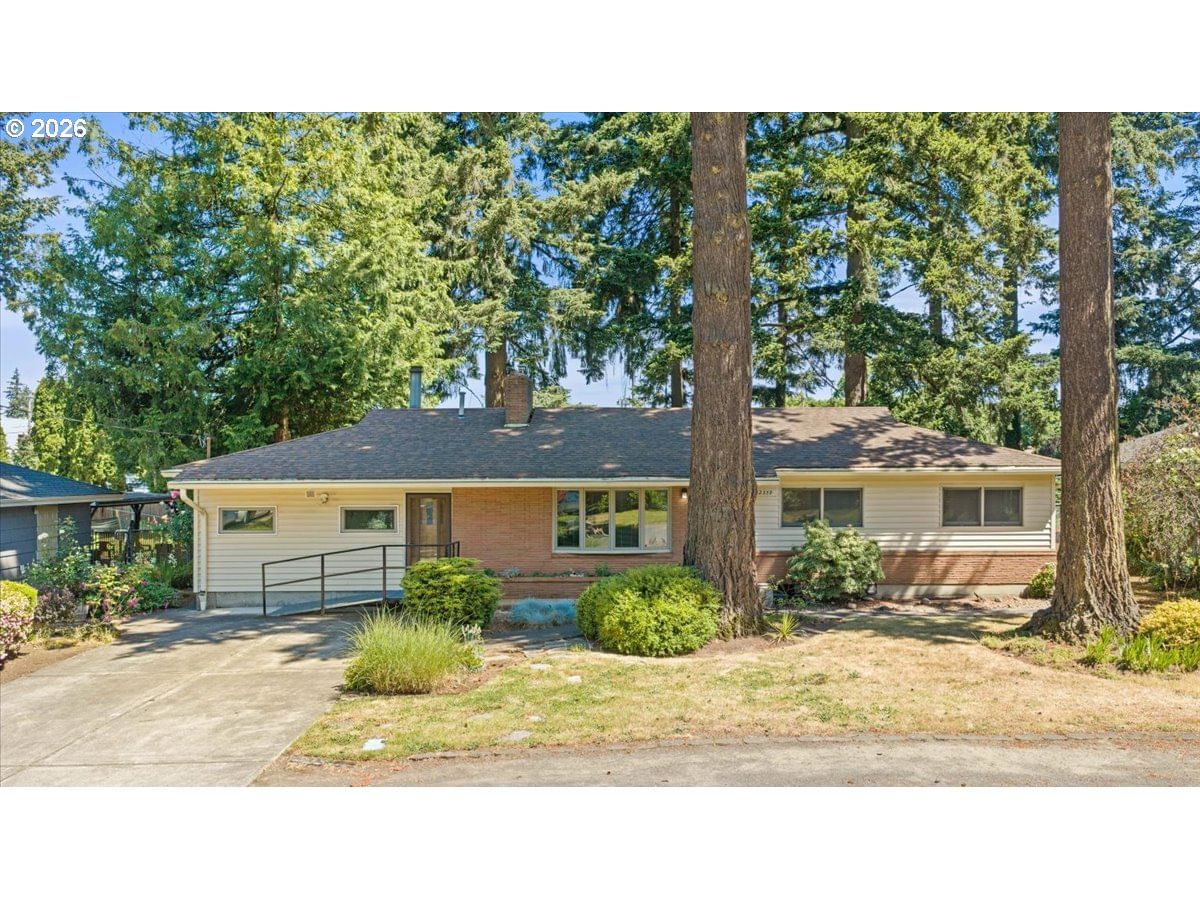12339 NE MULTNOMAH ST