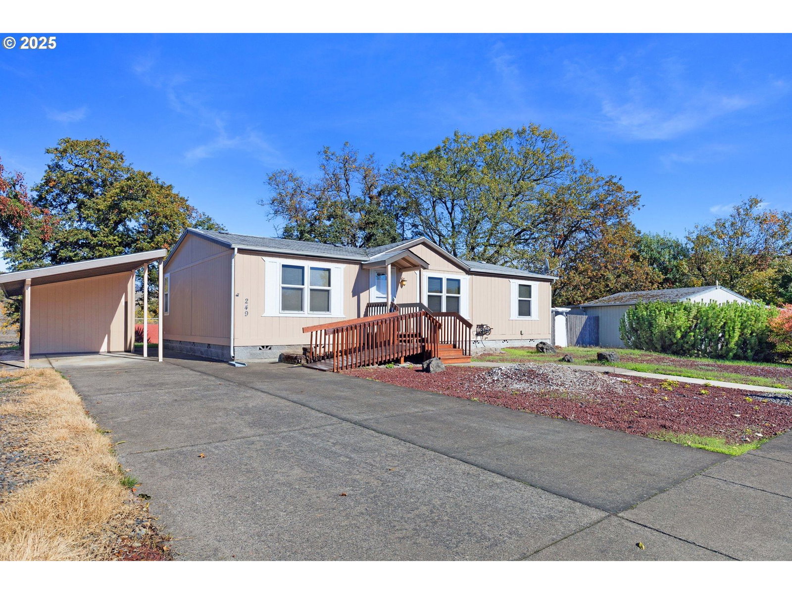 Primary listing photo, 249 TROUT LOOP, Roseburg, OR, 97471