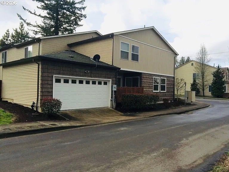 Primary listing photo, 894 NE LINDEN AVE, Gresham, OR, 97030