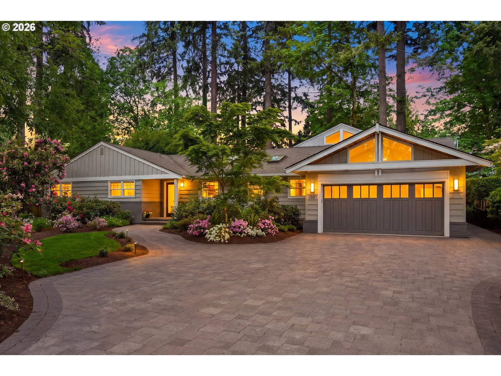 Primary listing photo, 1051 SUNNINGDALE RD, Lake Oswego, OR, 97034