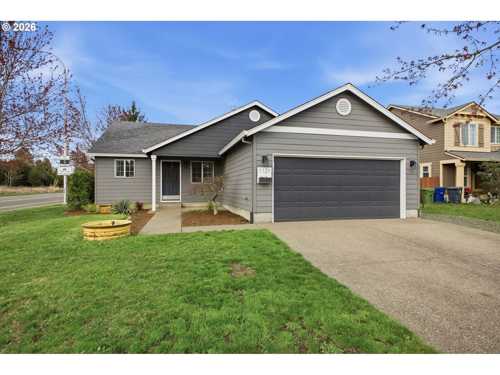 Primary listing photo, 1121 DAHLIA ST, Woodburn, OR, 97071