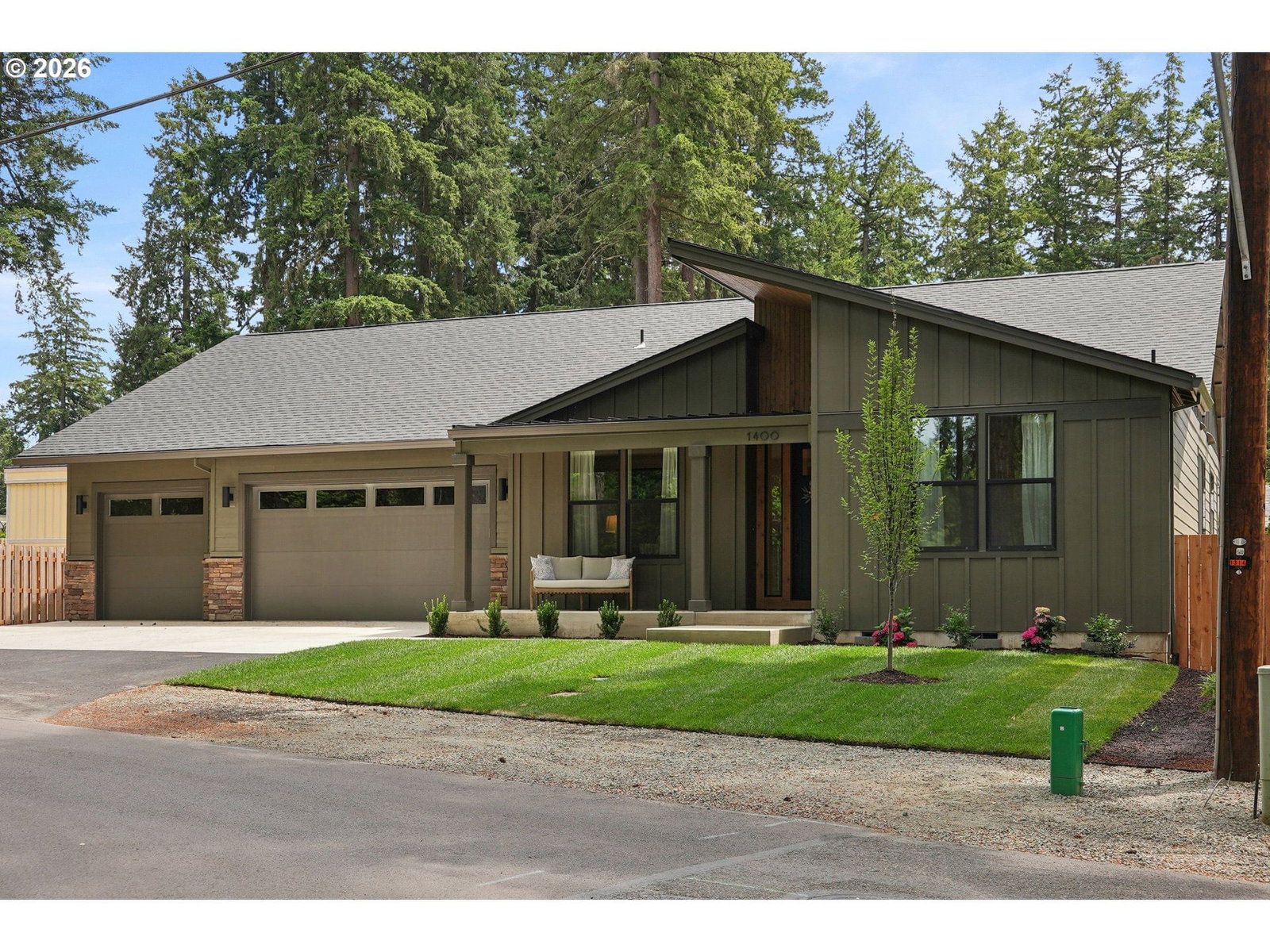1400 SE River Forest RD