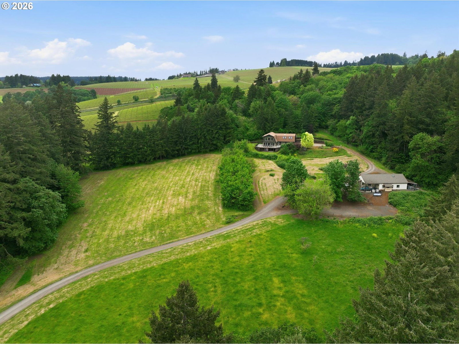 Primary listing photo, 19231 NE FAIRVIEW DR, Dundee, OR, 97115