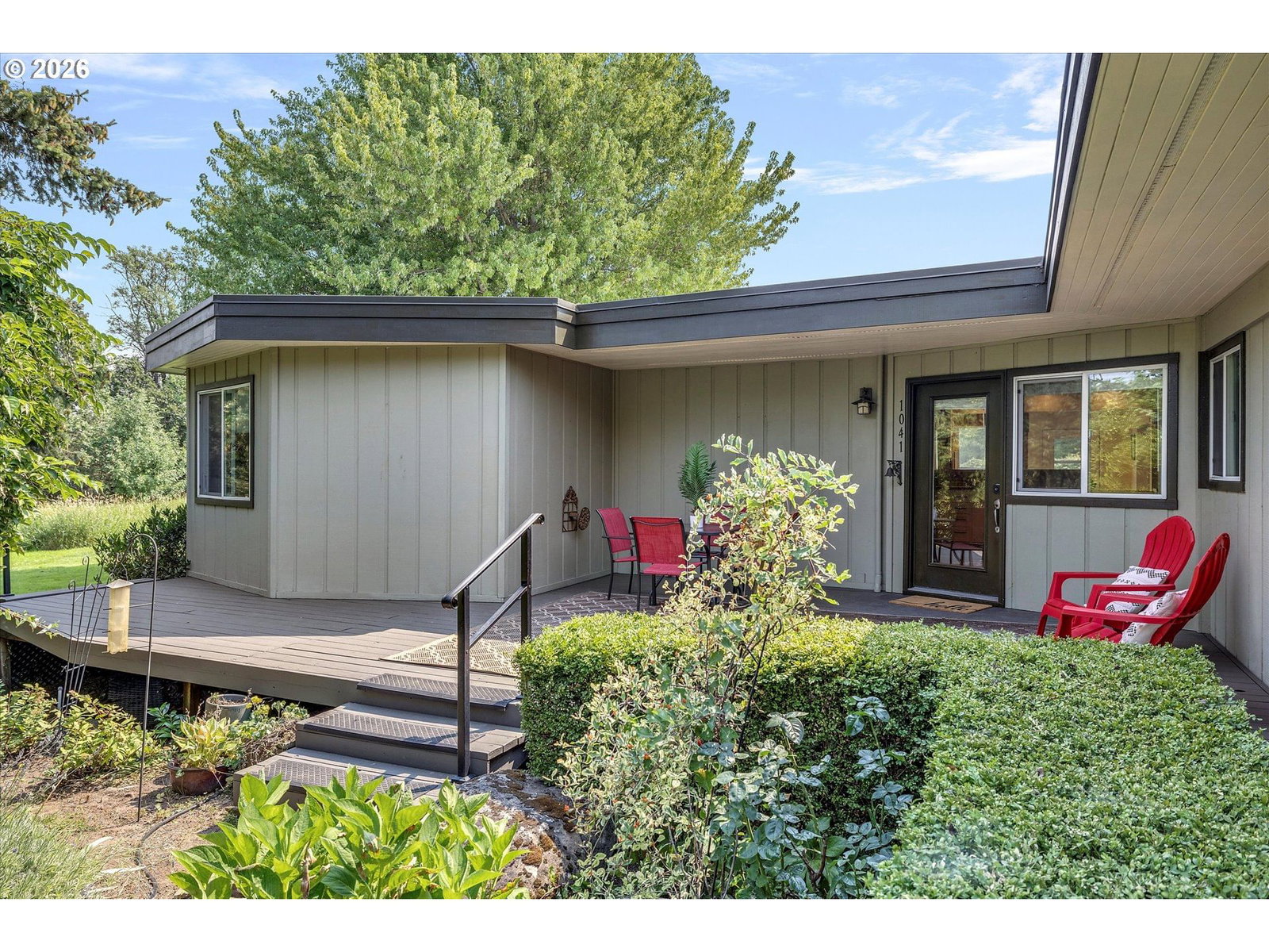 Primary listing photo, 1041 CANNON DR, Hood River, OR, 97031