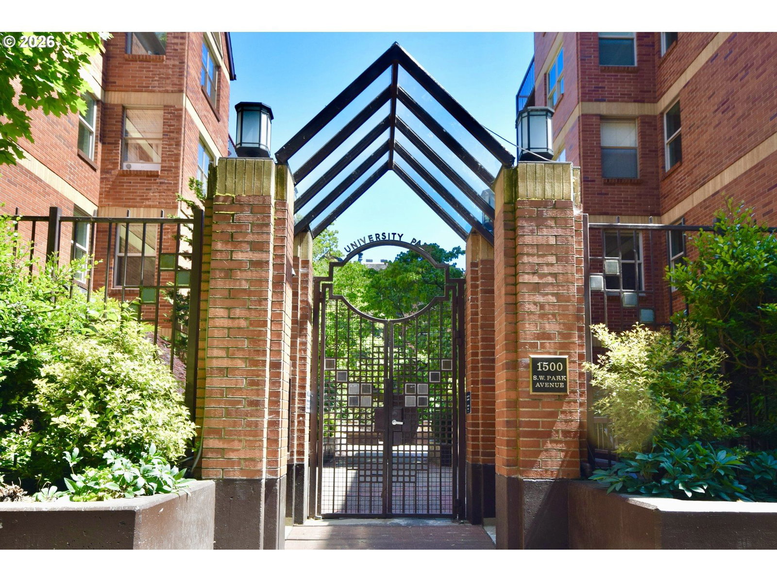 Primary listing photo, 1500 SW PARK AVE #206, Portland, OR, 97201
