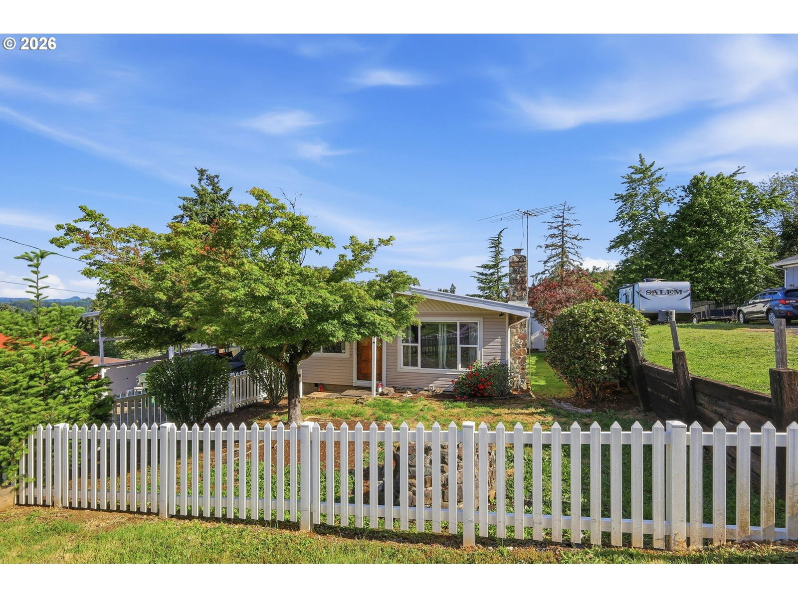Primary listing photo, 1604 E TAYLOR AVE, Cottage Grove, OR, 97424