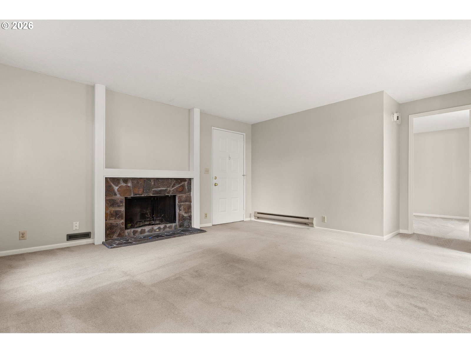 Listing photo 5 of 32, 14720 SW GRAYLING LN, Beaverton, OR, 97007