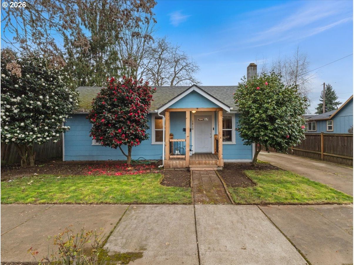Primary listing photo, 1810 HARNEY ST, Vancouver, WA, 98660