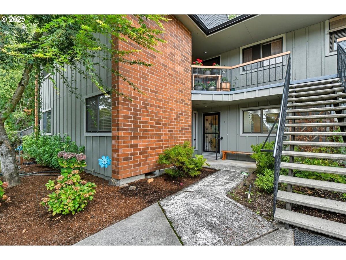 Primary listing photo, 8900 NE 36TH ST #1, Vancouver, WA, 98662