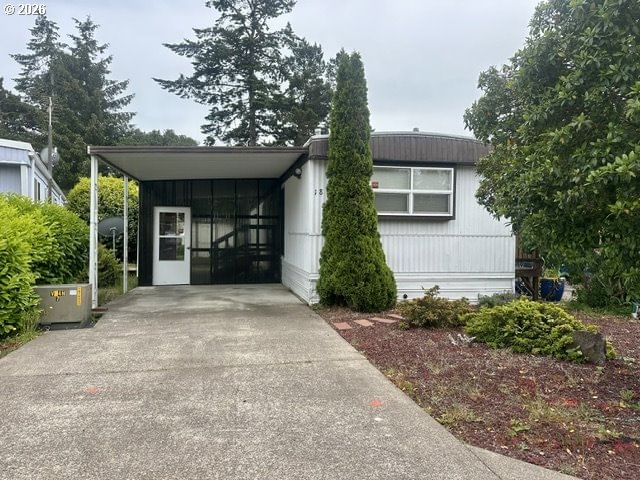Primary listing photo, 3760 HIGHWAY 101 #18, Florence, OR, 97439